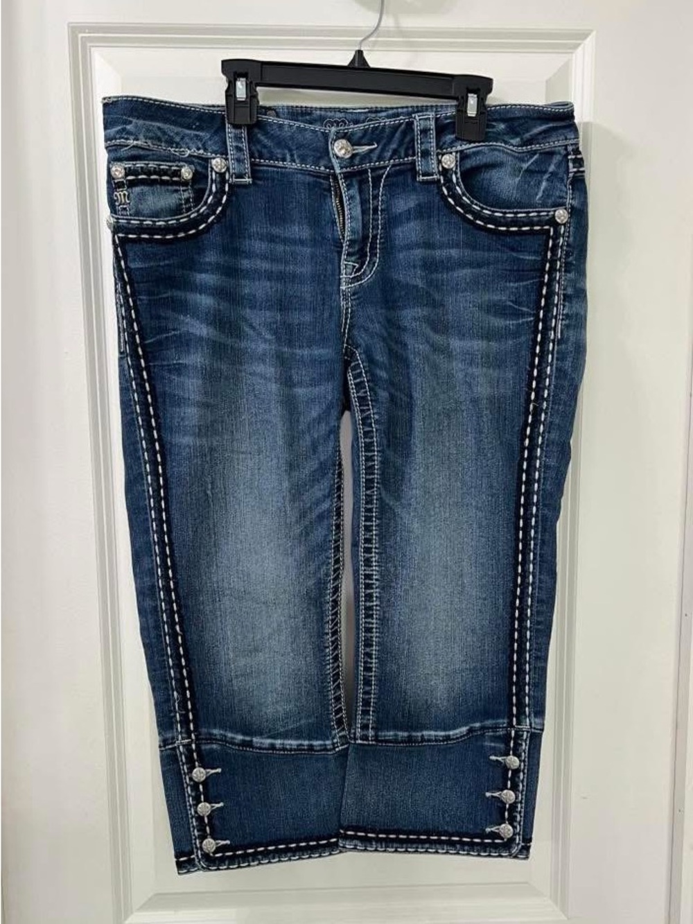 Miss Me Dark Blue Cropped Embroidered Ankle Jeans